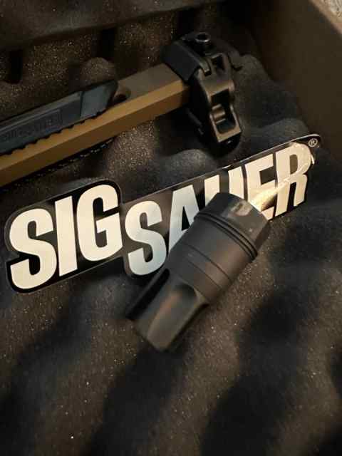 FS - Sig 3-Prong Flash Hider