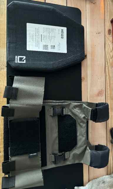 T-Rex plate carrier with hesco L210 plates 