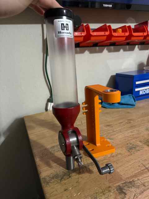 Hornady powder dispenser w/ Lyman stand 