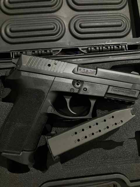 SigSauer 9MM 