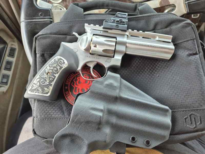 Ruger gp100 4in