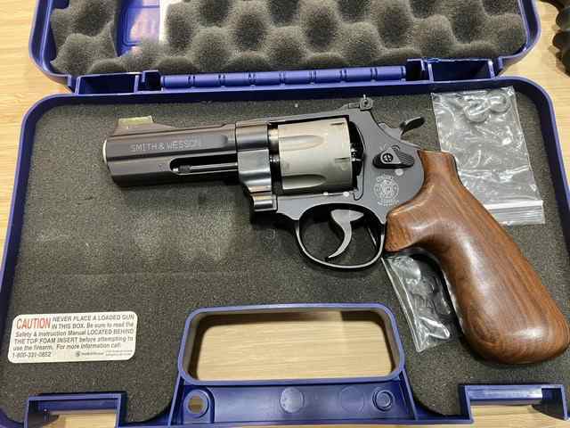 Smith and Wesson 325PD 4&quot; 45acp