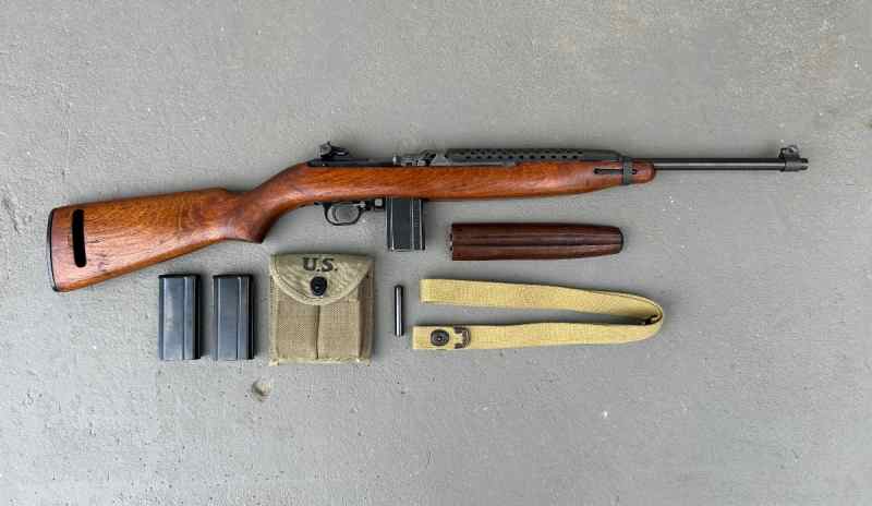 Universal M1 Carbine w/ Extras