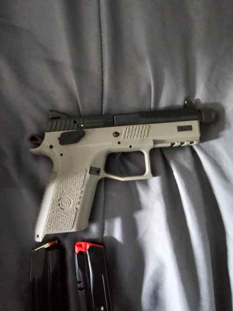 CZ P-07 tactical 