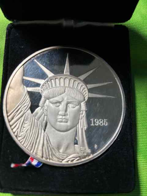 10 oz silver Johnson Matthey Liberty Round