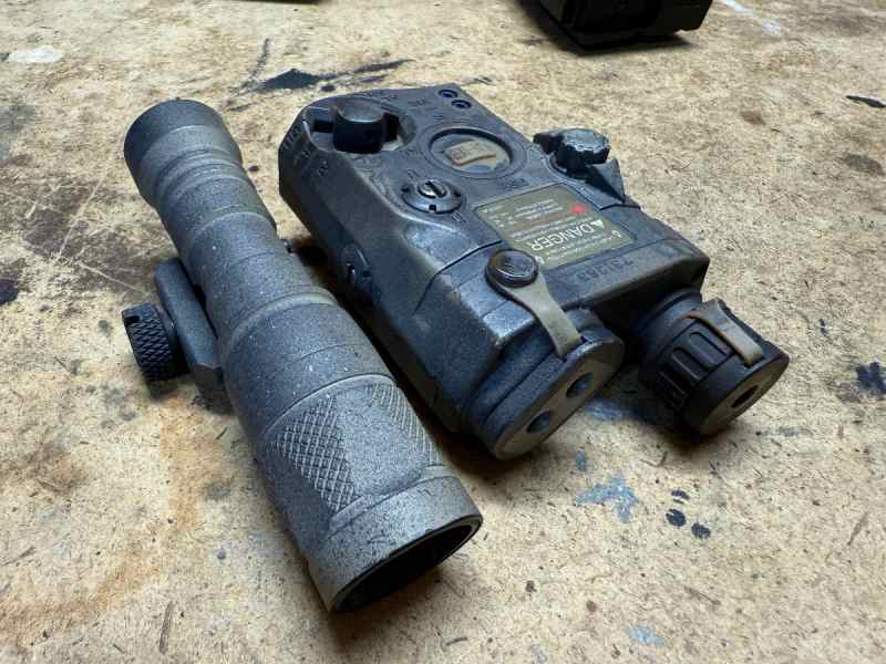 Somo PEQ15 UHP with Surefire M340v Clone 