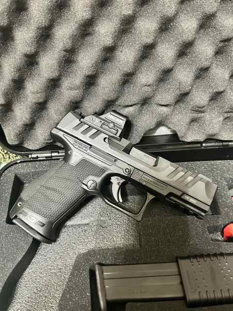 Walther PDP with Holosun Red dot