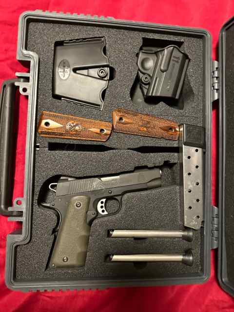 Springfield 1911 - LW Champion - 45 