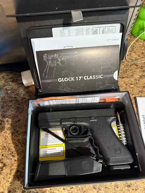 Glock 17 classic 