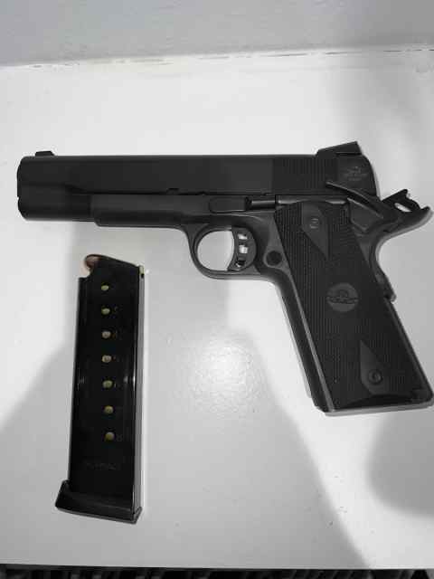 Used Rock Island 1911 FS w/ extras 