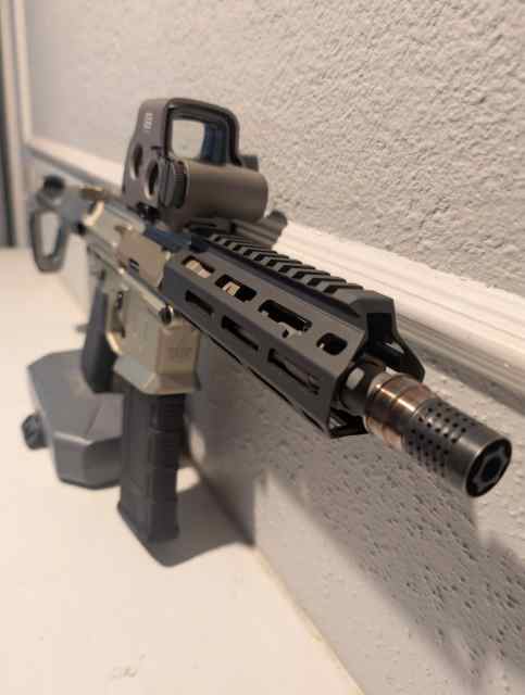 WTS - Q Honey Badger 300 blk W/ EOTECH