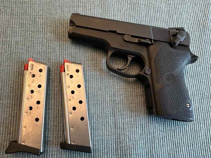 Smith and Wesson 3914 Collectors Grade!!!