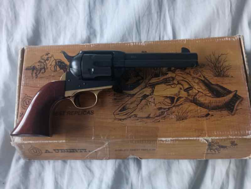 Uberti 1873 Cattleman 45 Colt 