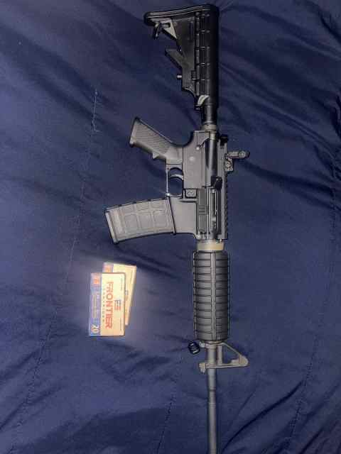5.56 AR-15 w Extras