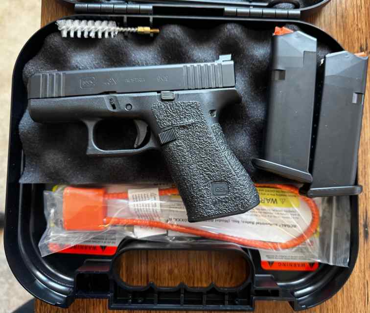 Glock 43X w Trijicon Night Sights