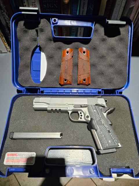 Smith and Wesson E-Series 1911 TA