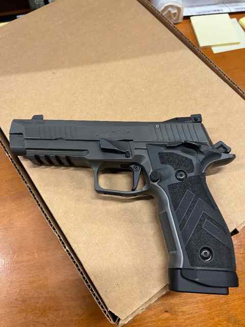 Sig P226 X5 Legion