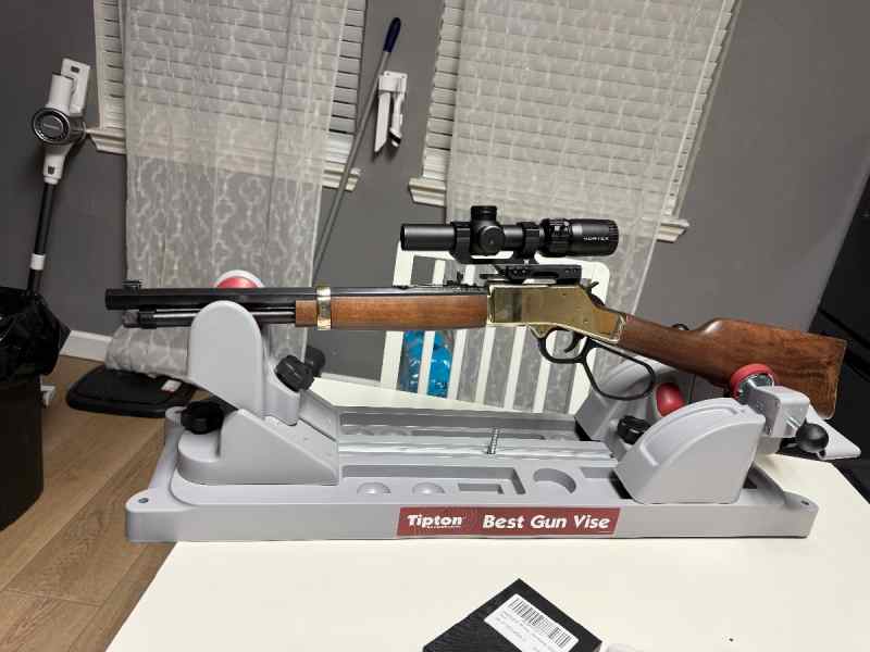 Henry Big Boy Brass Side GateCarbine 44Magnum 16.5