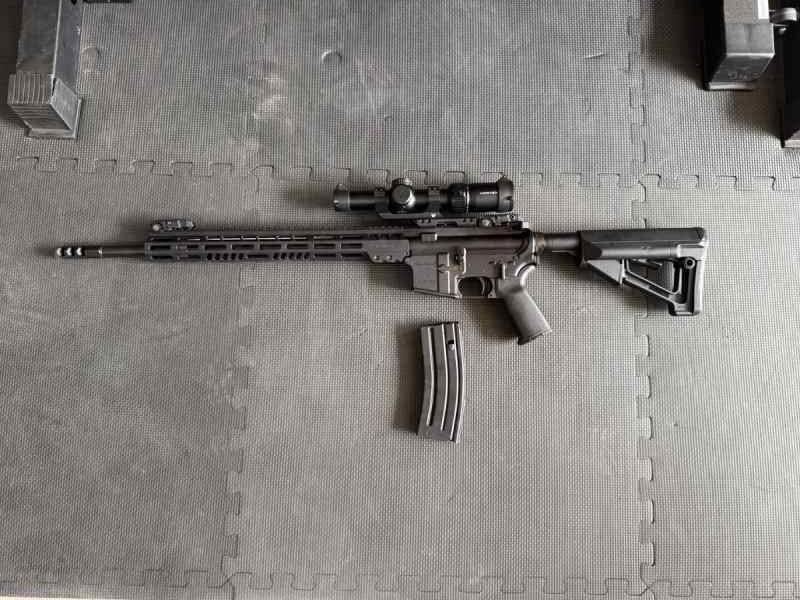 Armalite ar15 18&quot; Tactical