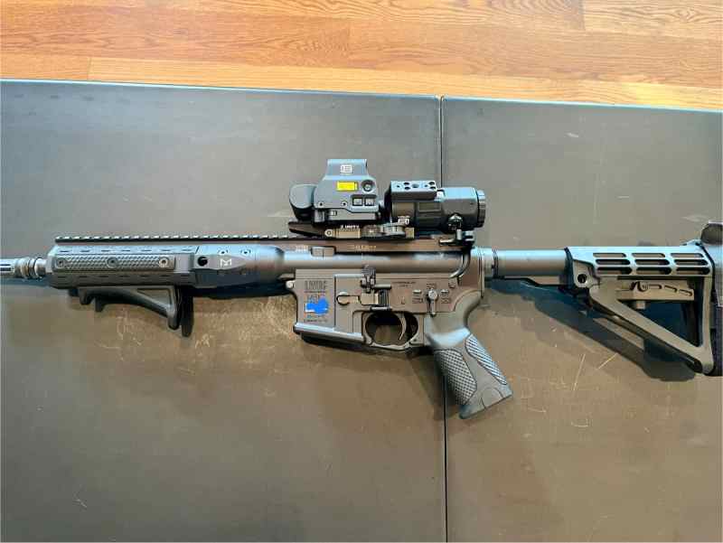 LWRC AR15 pistol 10.3