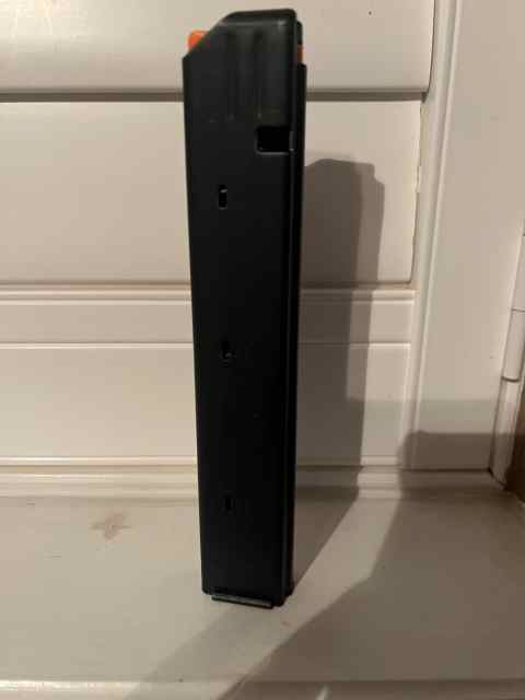 COLT 9MM MAGAZINE 