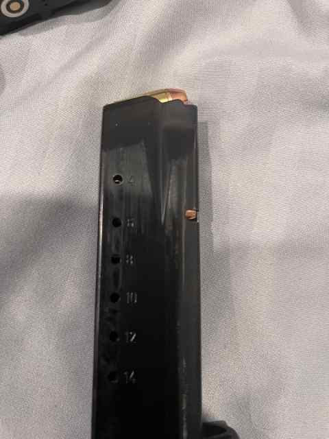M&amp;P40 