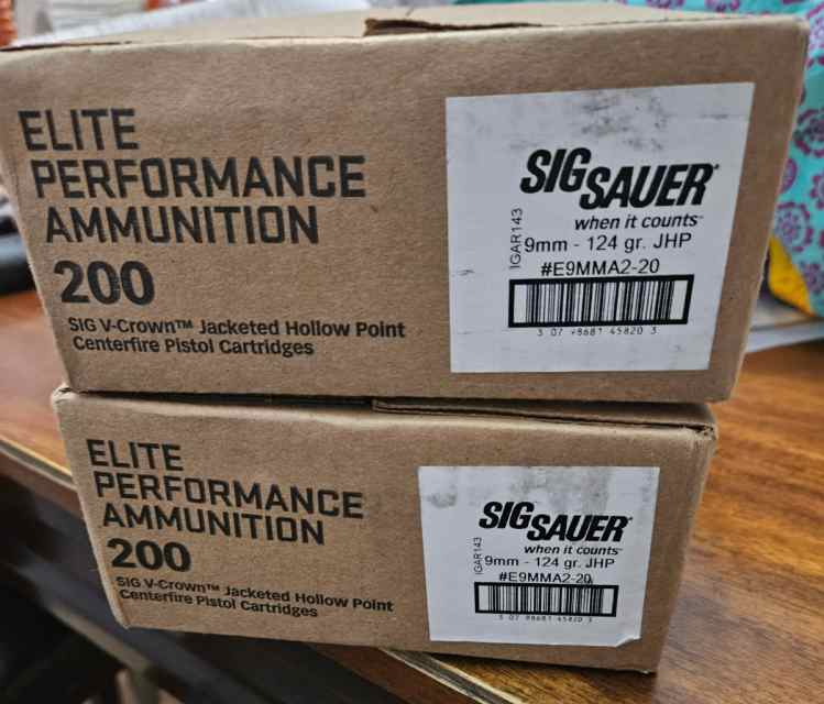 Sig Sauer 9mm 124gr JHP