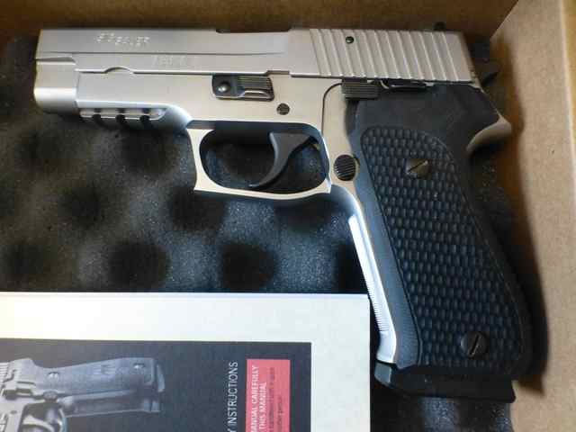 Sig P220ST 