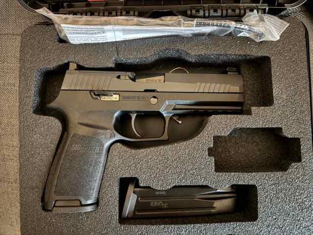 Sig Sauer P320 full size - new 