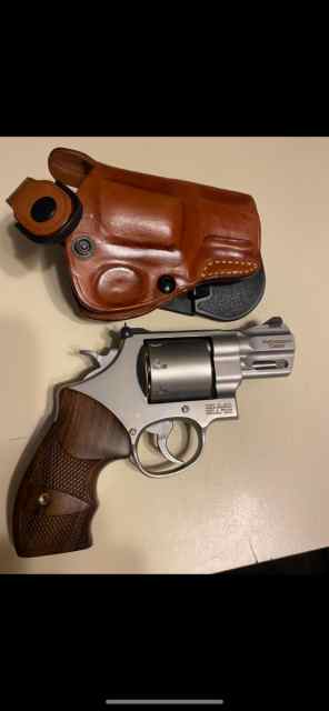 Smith and Wesson PC Model 627 357 Magnum 8 shot Re