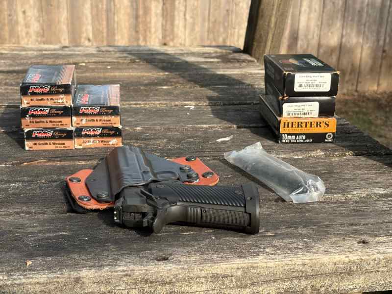 ROCK ISLAND Tac Ultra AOS 1911 FS