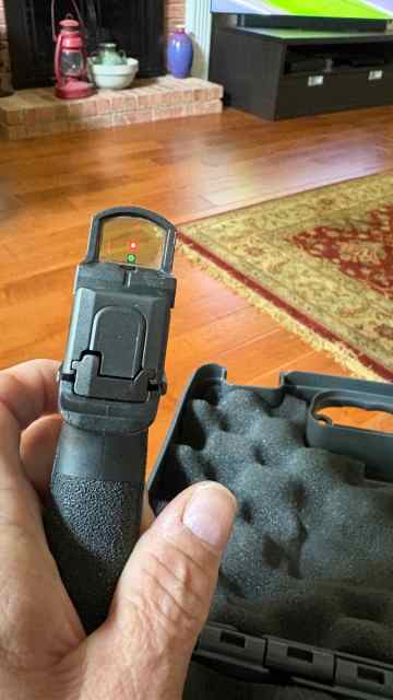 Sig 365XL with Red dot and safety