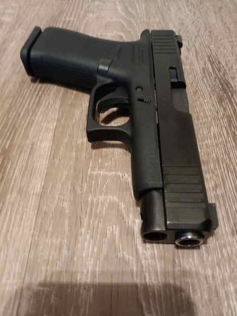 GLOCK 48 w/Ameriglo Sights