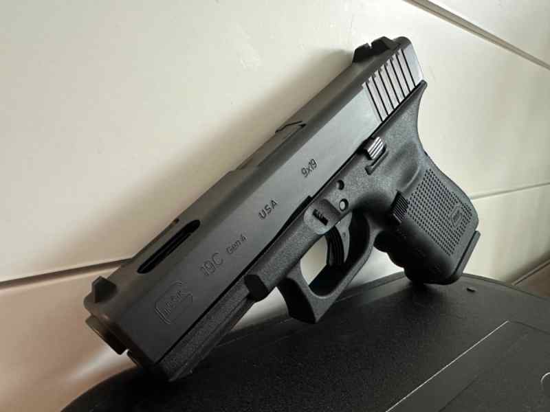 Glock 19C Gen 4 - Unfired