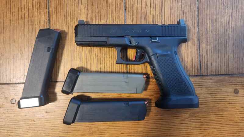 Glock 17 MOS