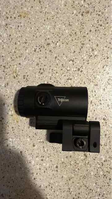 Trijicon Magnifier