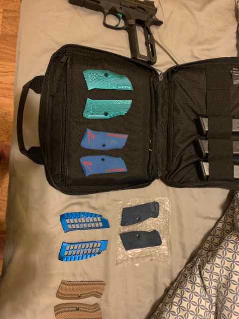 CZ grips 