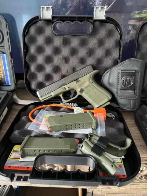 Glock G19 gen5 special coloR.  SOLD!!