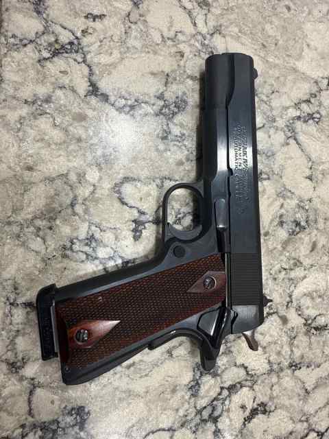 Colt 1911 government model 