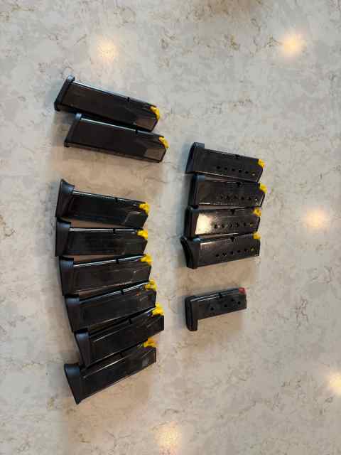 Pistol mags