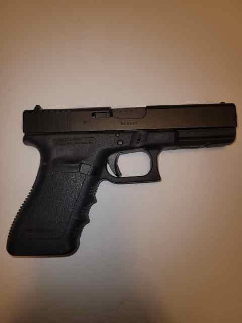 GEN 3 GLOCK 21 .45 ACP