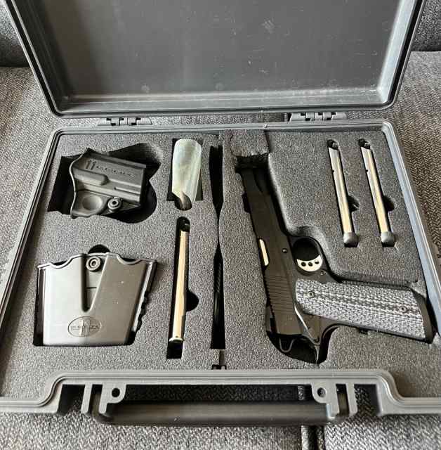 Springfield Armory 1911 TRP Service Pistol .45 ACP