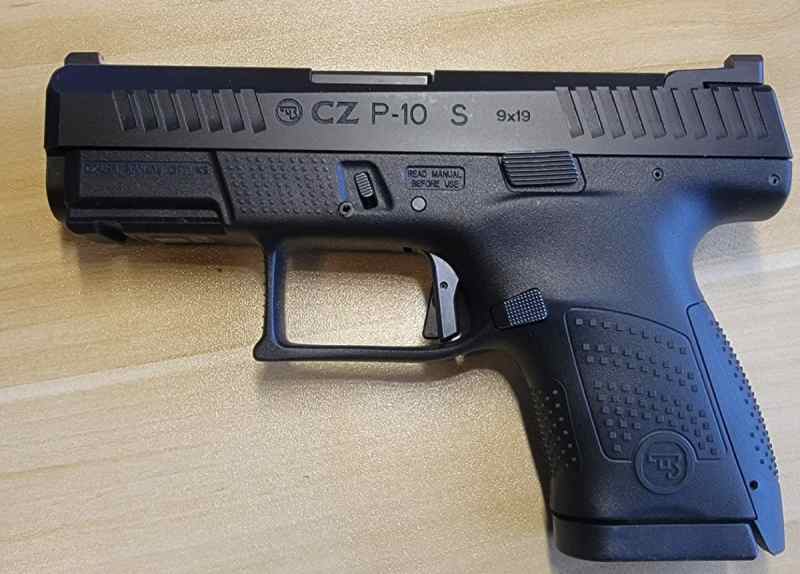 CZ P10 C
