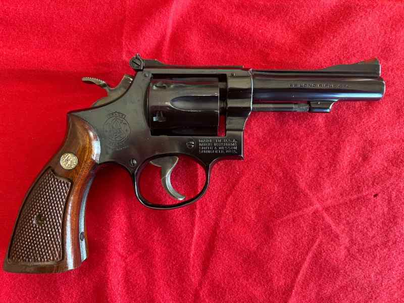 S&amp;W Model 18-3 Combat Masterpiece