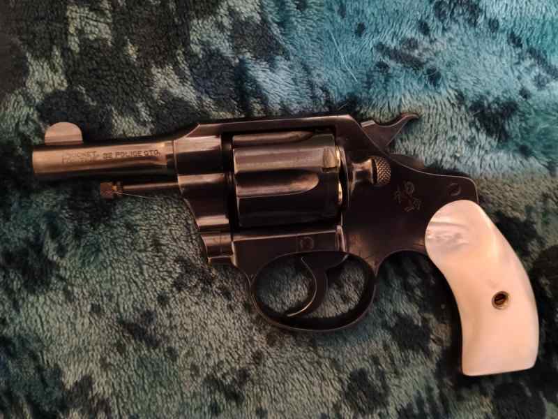 Colt Revolver - pocket positive 1923 ammo pearl