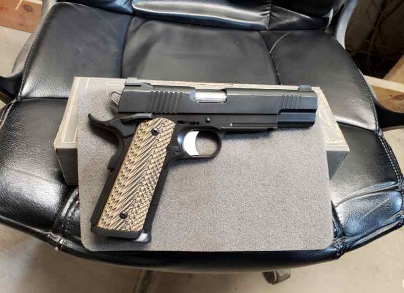 NEW CZ-USA DAN WESSON 1911