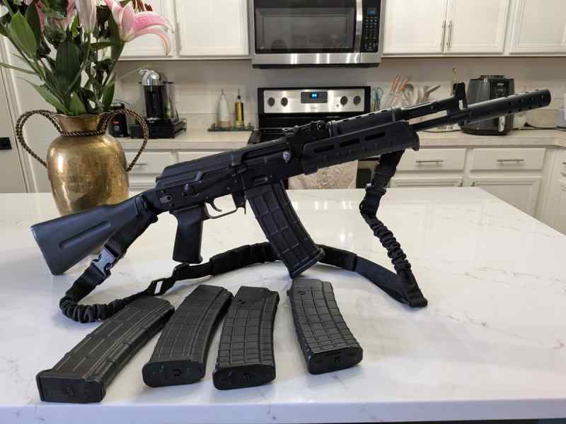 Arsenal SLR 106 CR 556