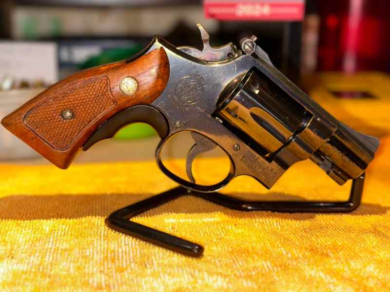 Smith and Wesson model 15-4 snub