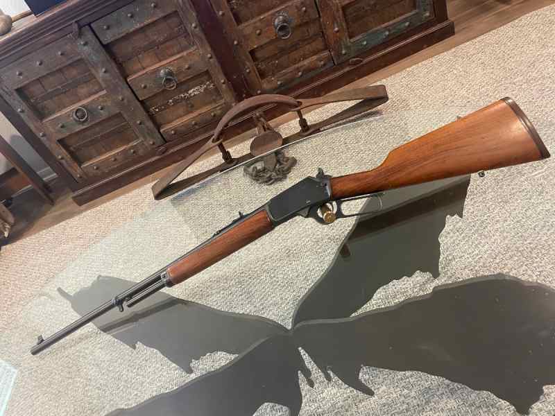 Rare Marlin 1894CL in 218 Bee