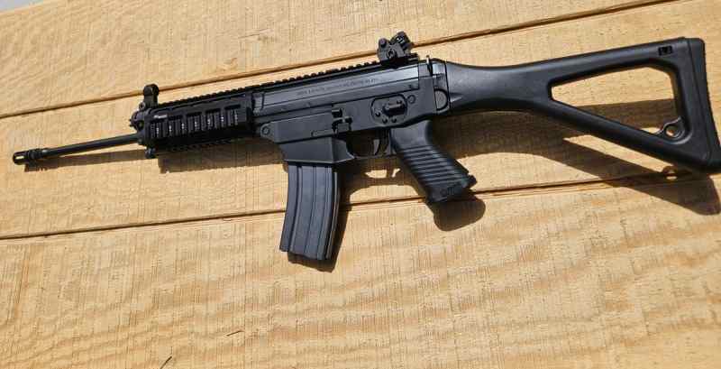 sig4.jpg
